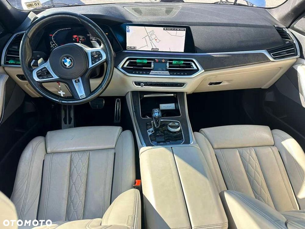 BMW X5 xDrive40i - 8