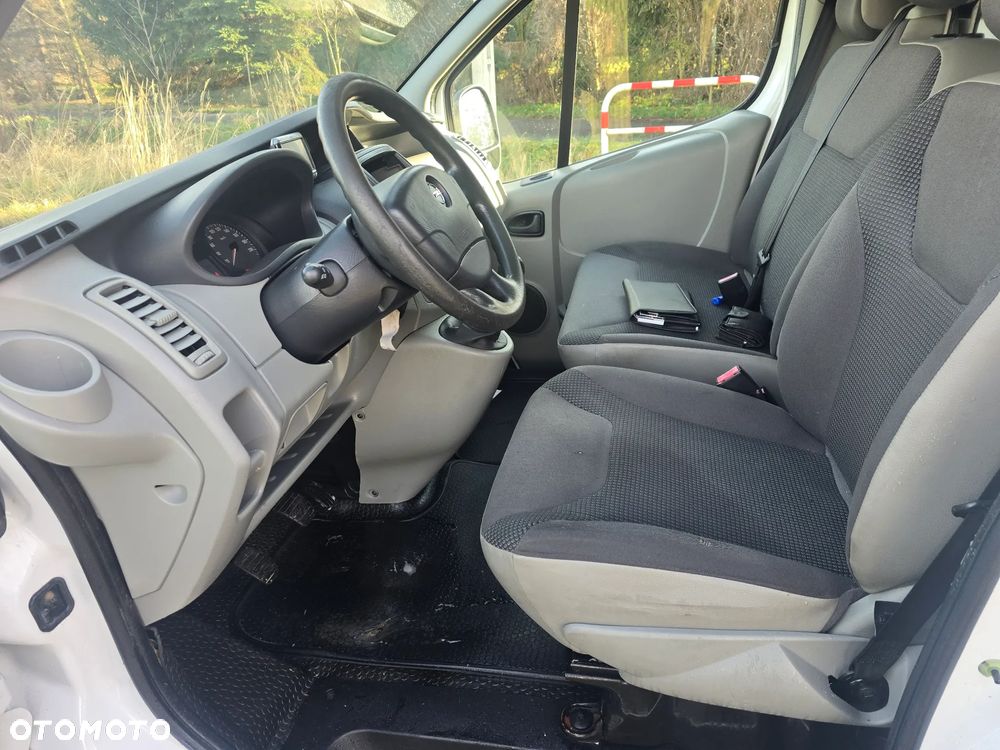 Opel VIVARO - 17