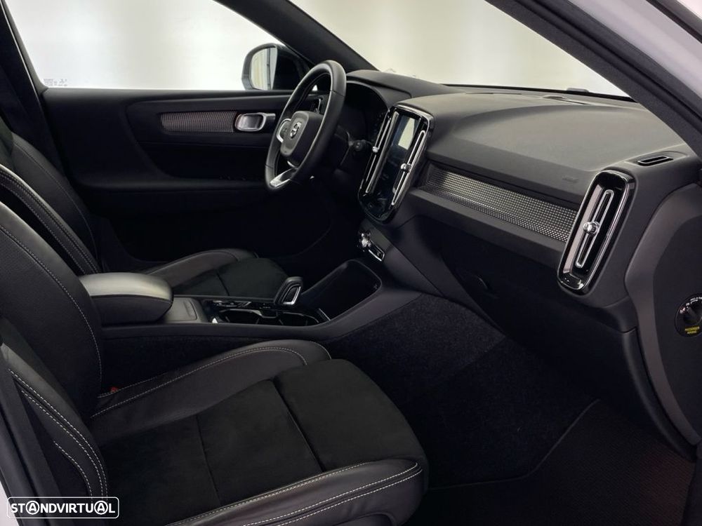 Volvo XC 40 2.0 T5 R-Design - 22