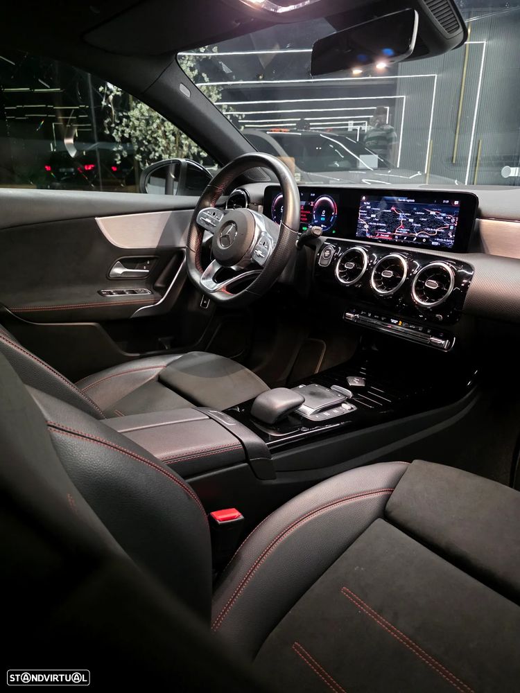 Mercedes-Benz A 250 e AMG Line - 19