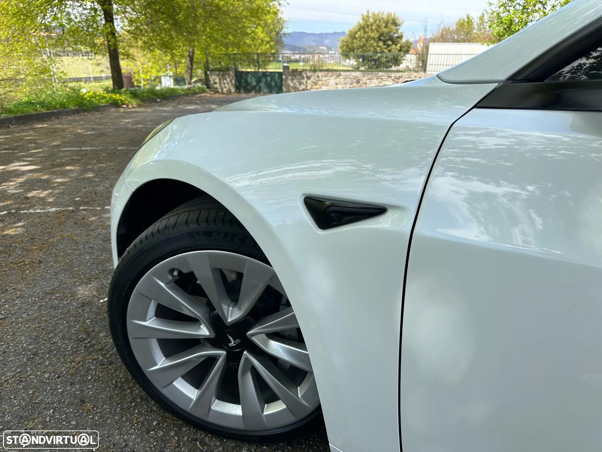 Tesla Model 3 Long Range AWD Dual Motor - 19