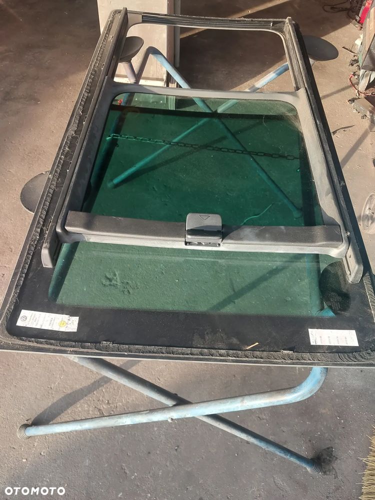 Szyba lewa rozsuwana fotochrom vw t5 t6 - 7