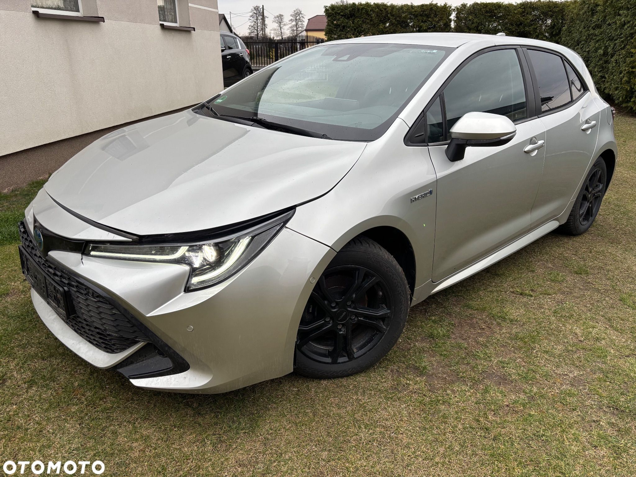 Toyota Corolla 1.8 Hybrid Club - 1