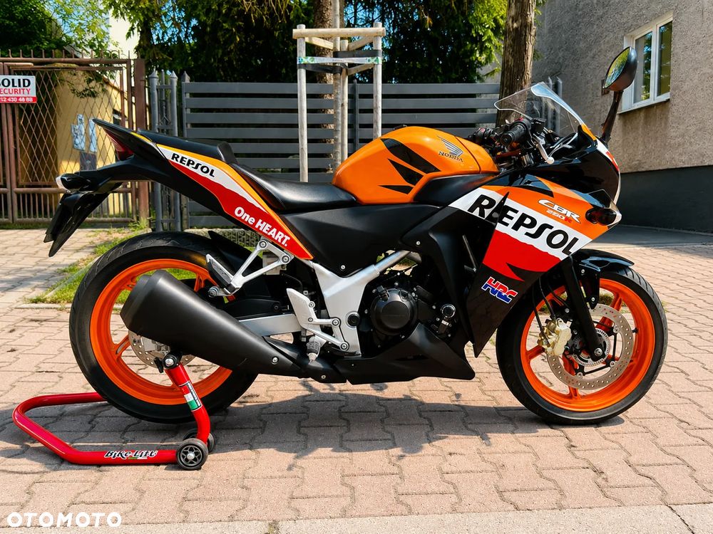 Honda CBR - 4