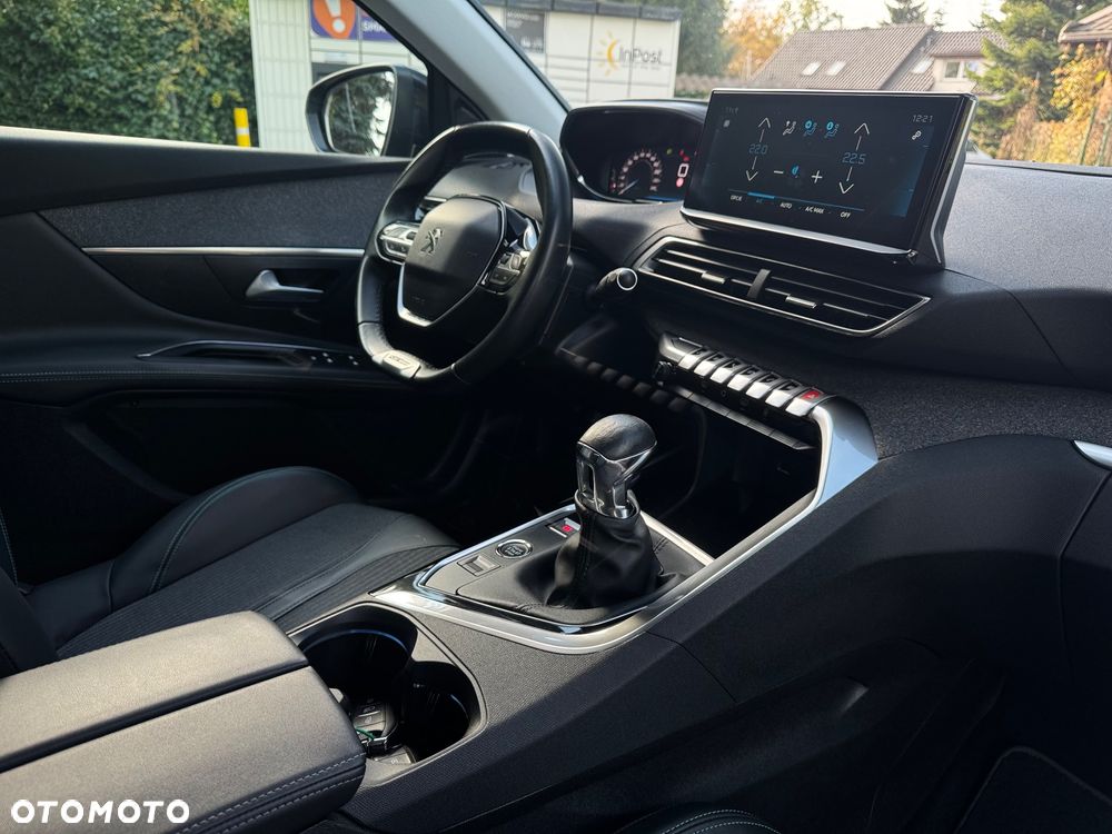 Peugeot 3008 1.5 BlueHDi GT S&S - 6