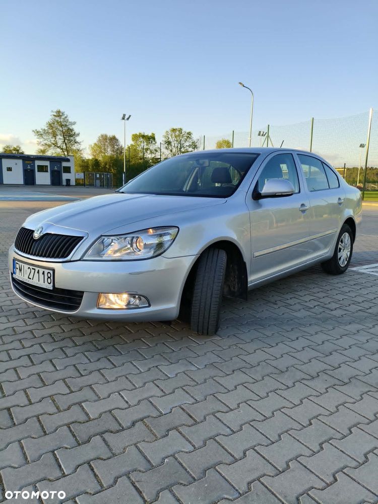 Skoda Octavia 1.6 TDI Ambiente - 2