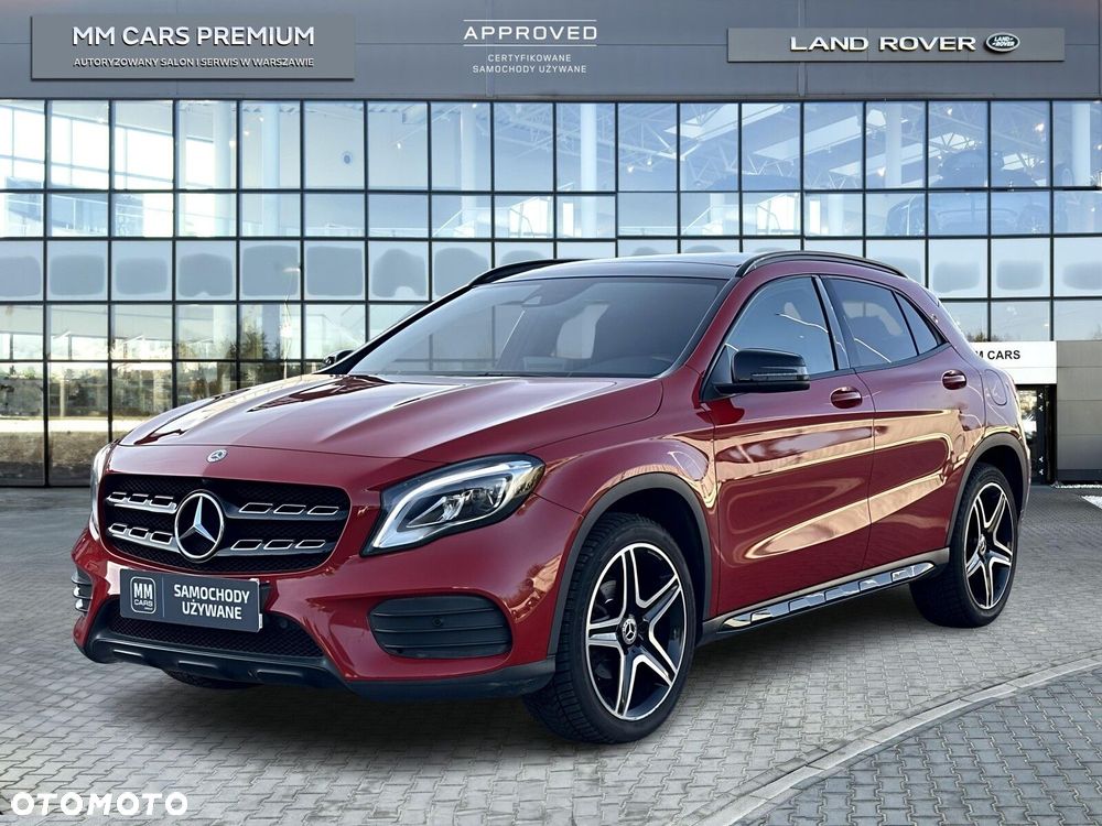 Mercedes-Benz GLA - 4