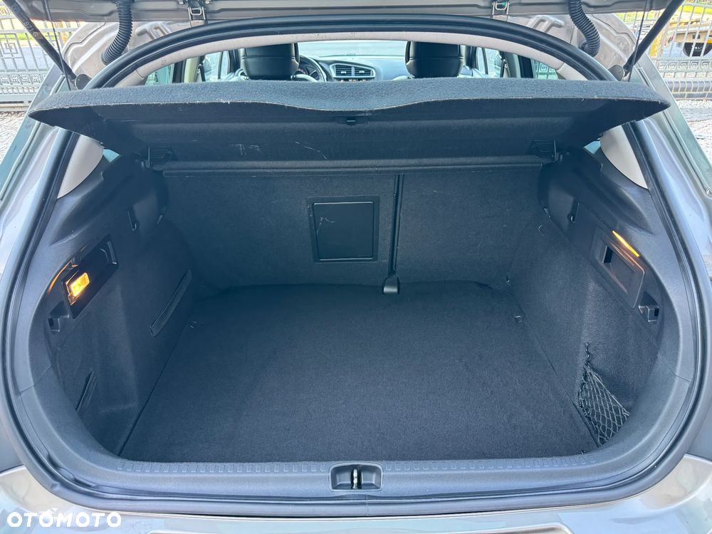 Citroën C4 HDi 150 Exclusive - 38
