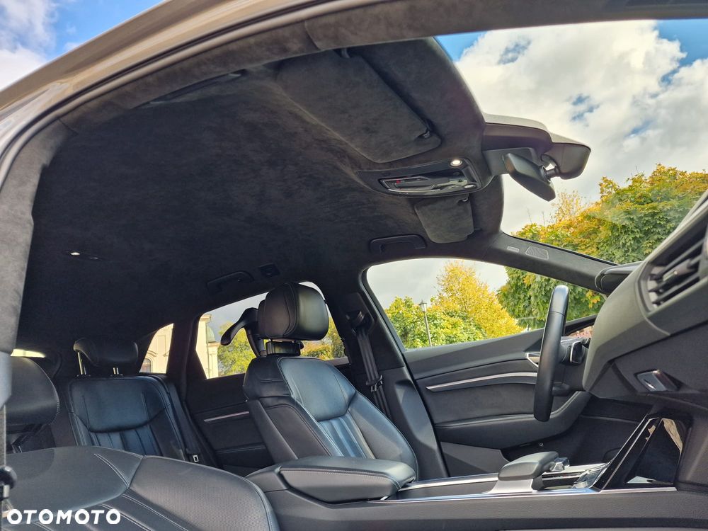 Audi e-tron 55 Quattro S Line - 28