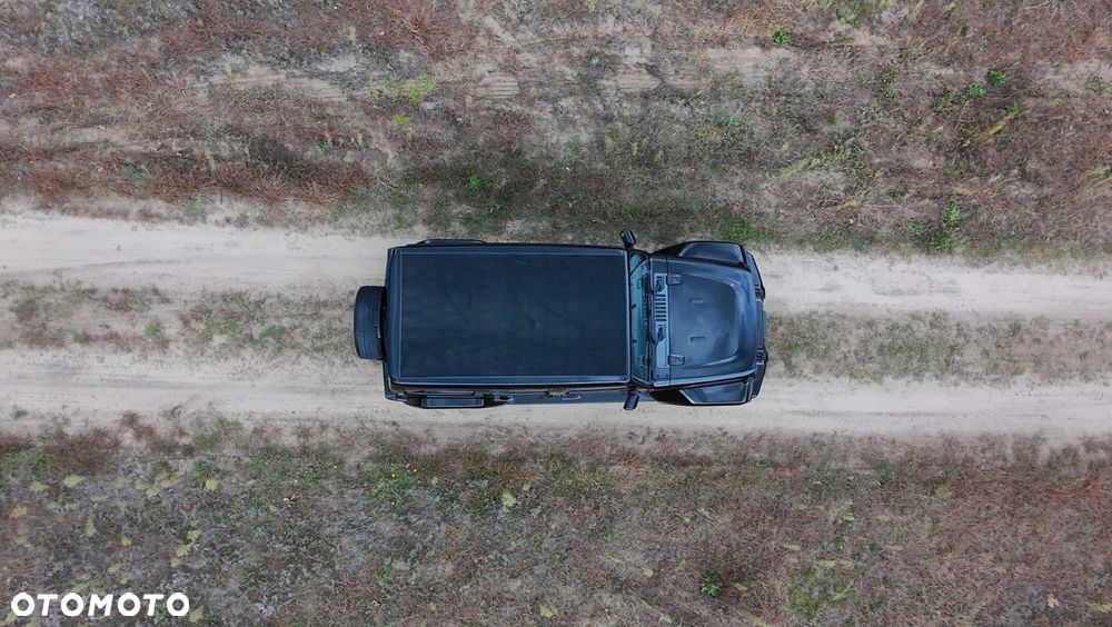 Jeep Wrangler - 10