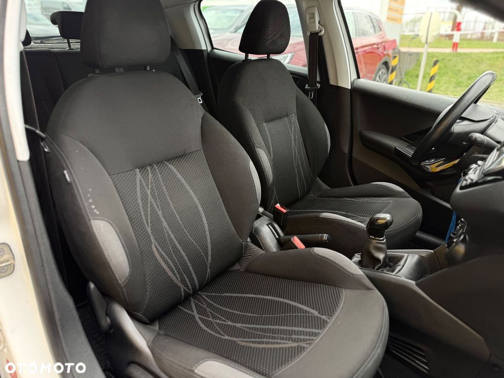 Peugeot 208 HDi 68 Access - 21