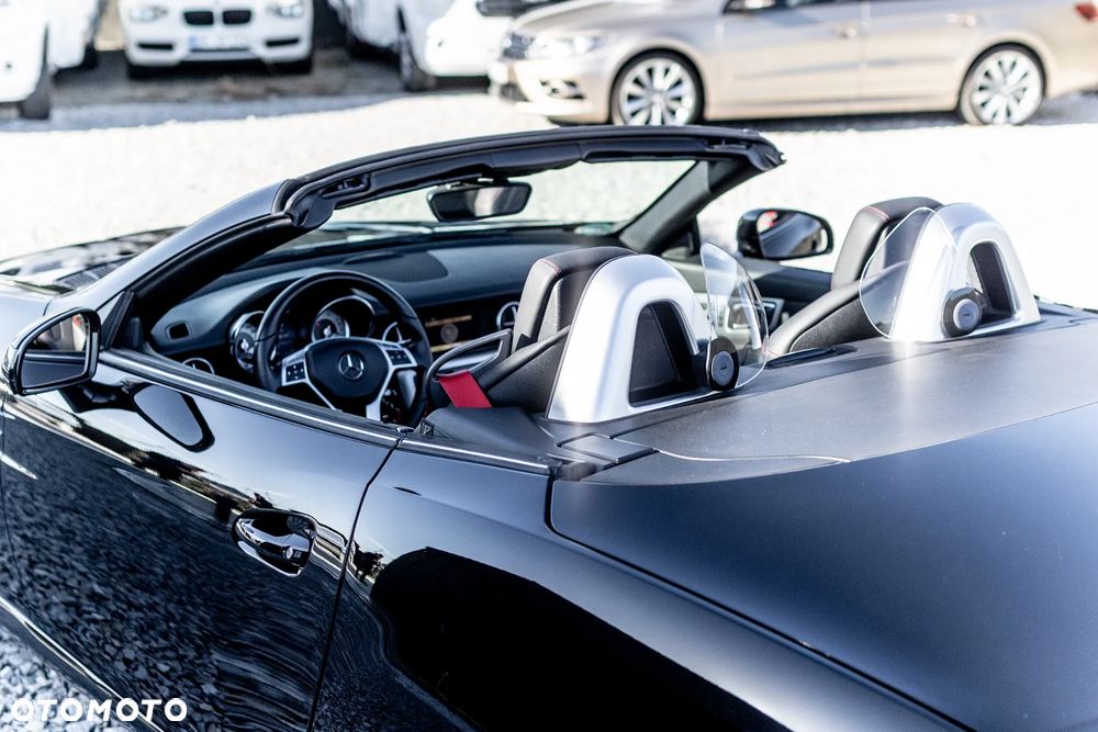 Mercedes-Benz SLK 200 (BlueEFFICIENCY) 7G-TRONIC - 15