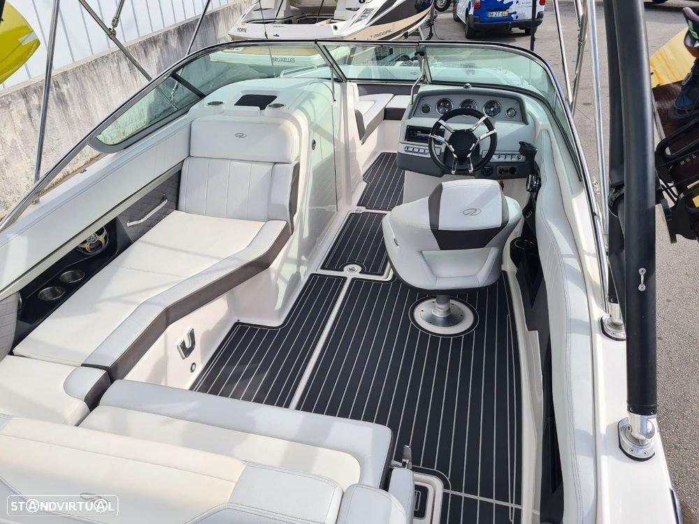 Regal 24 fastdeck - 7
