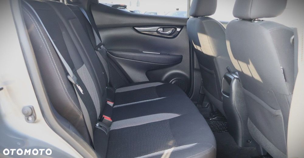 Nissan Qashqai - 16