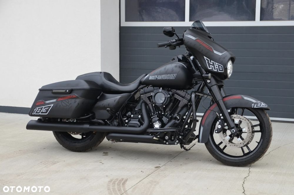 Harley-Davidson Touring Street Glide - 33