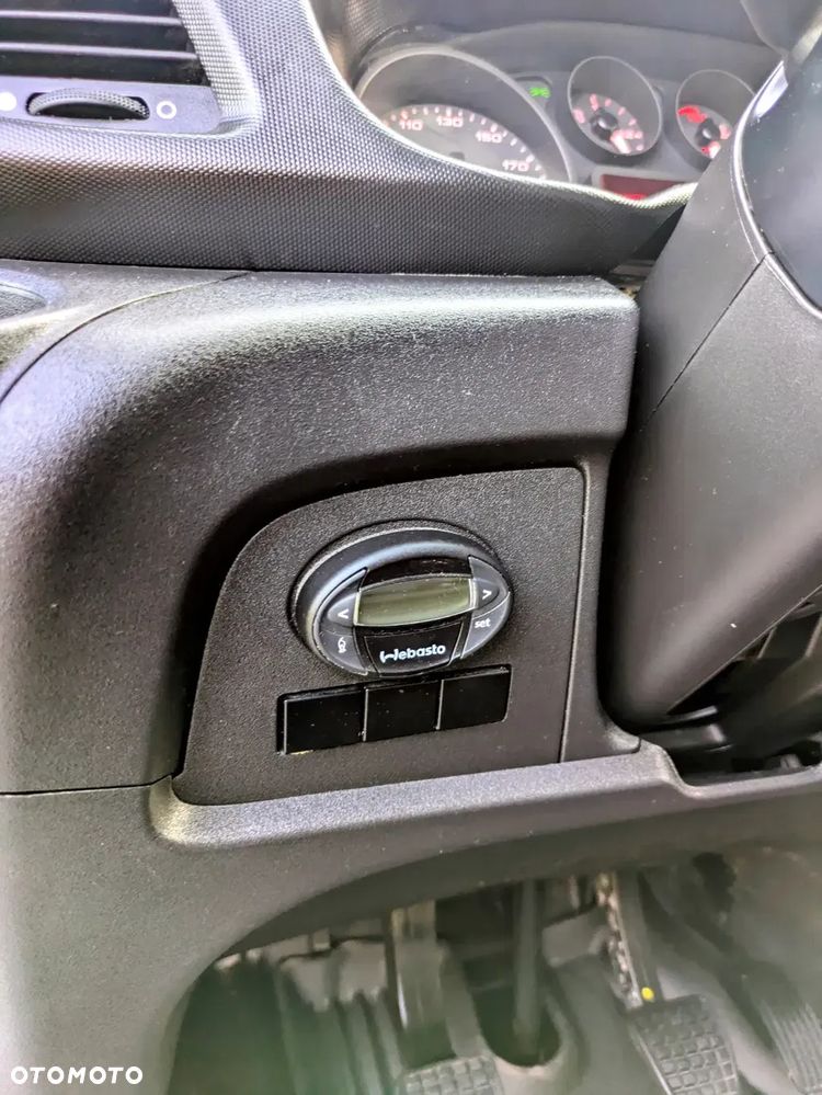 Iveco Iveco Daily 35-140 2018 Rok Doka 7 Osób Kiper - 27