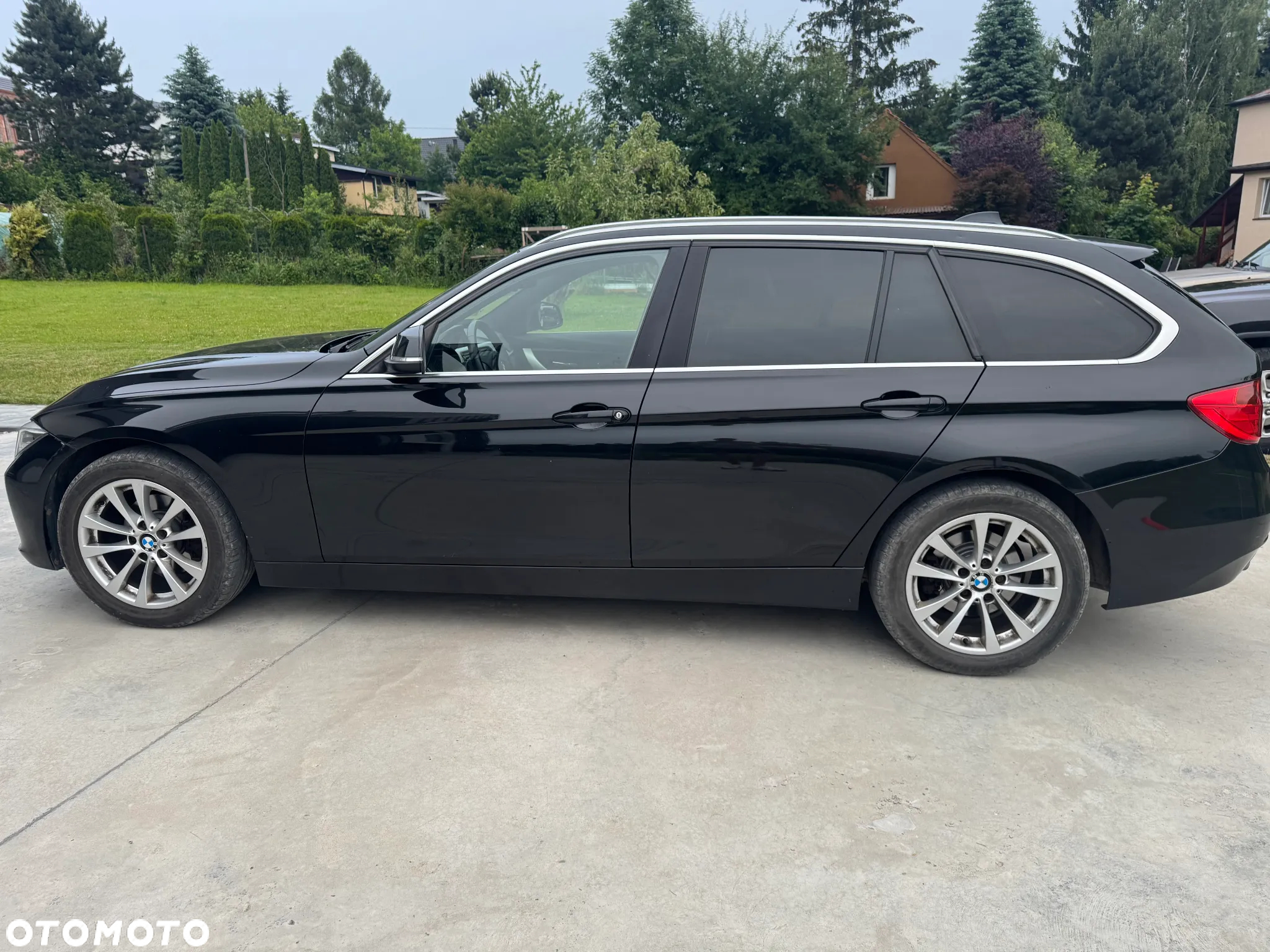 BMW Seria 3 318d DPF Touring - 7