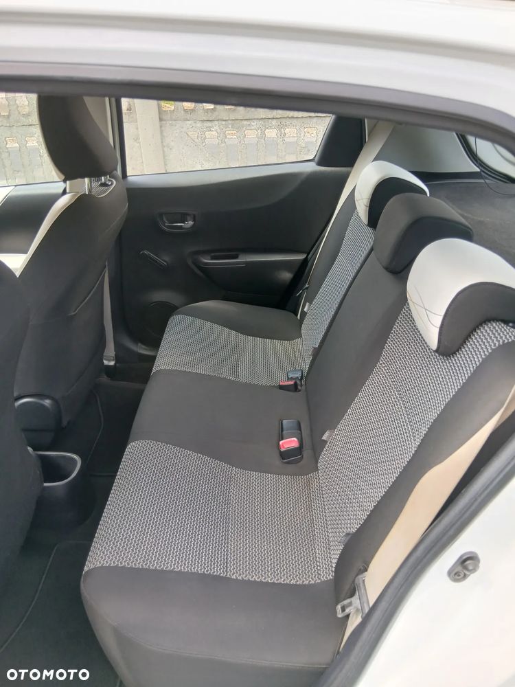 Toyota Yaris 1.33 Trend - 12