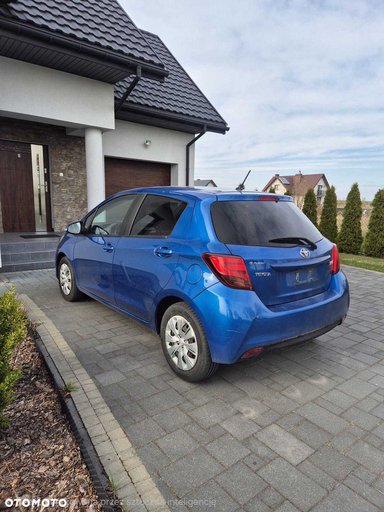 Toyota Yaris - 7