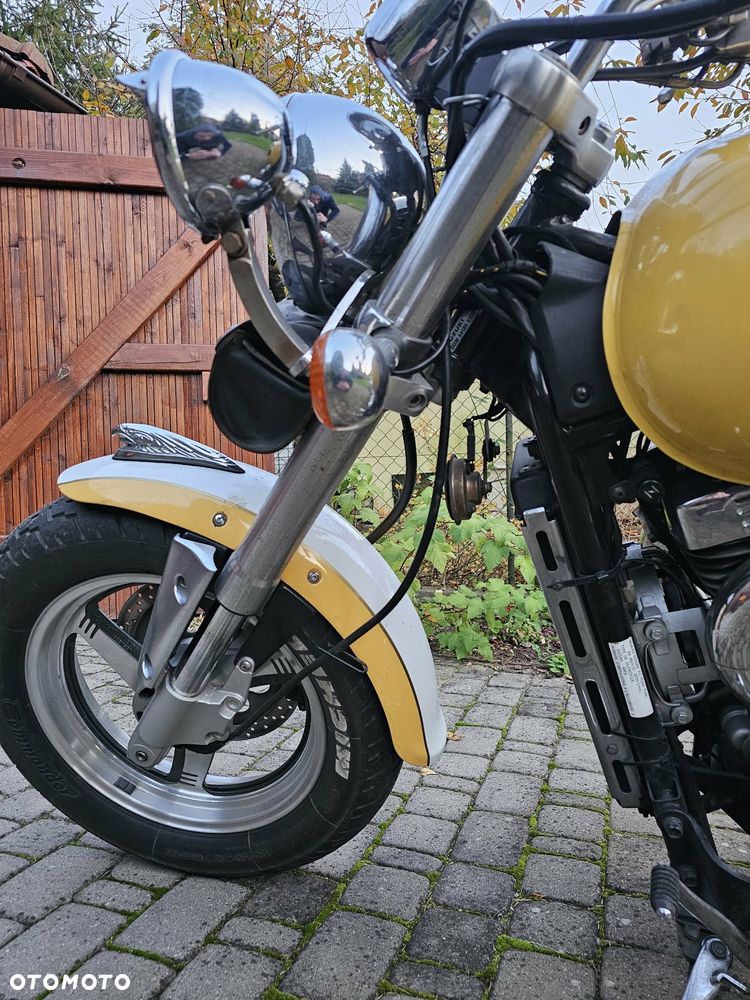 Suzuki Marauder - 11