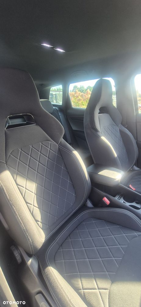 Skoda Karoq 2.0 TDI SCR 4x2 Sportline - 20