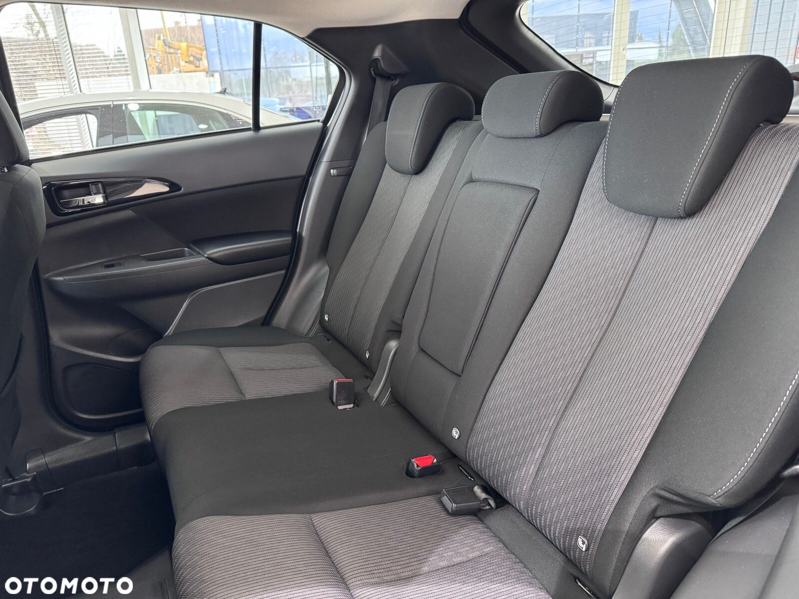 Mitsubishi Eclipse Cross - 13