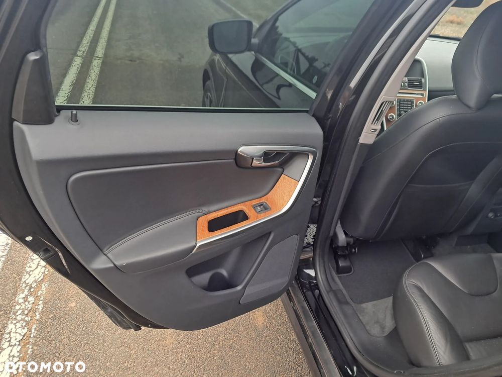 Volvo XC 60 T5 AWD Geartronic Linje Inscription - 7