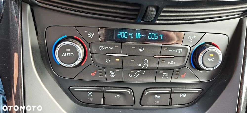 Ford Kuga 1.5 EcoBoost FWD ST-Line X - 33