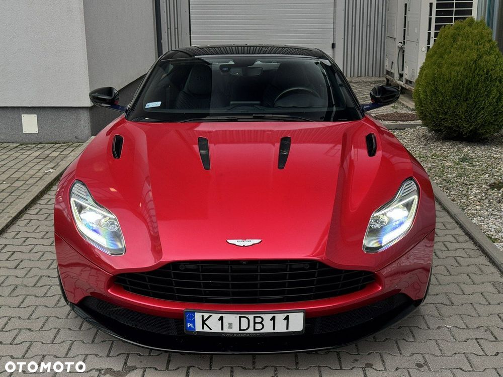 Aston Martin DB11 - 3