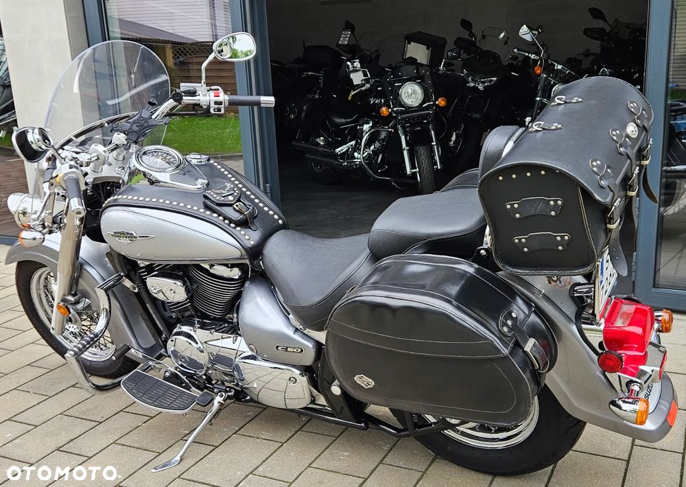 Suzuki VL 800 Volusia - Boulevard C50 - 14