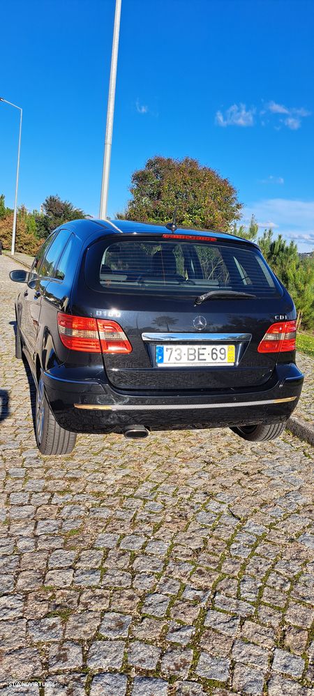 Mercedes-Benz B 180 CDi - 2