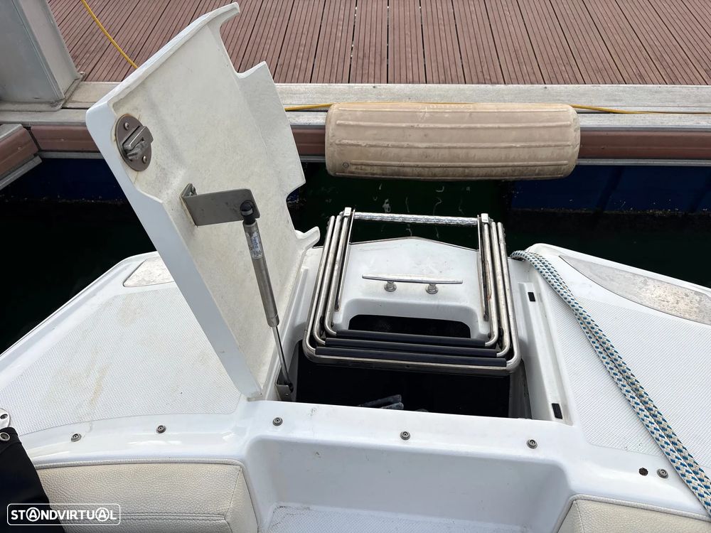 Cobalt Marine 25 SC - 28