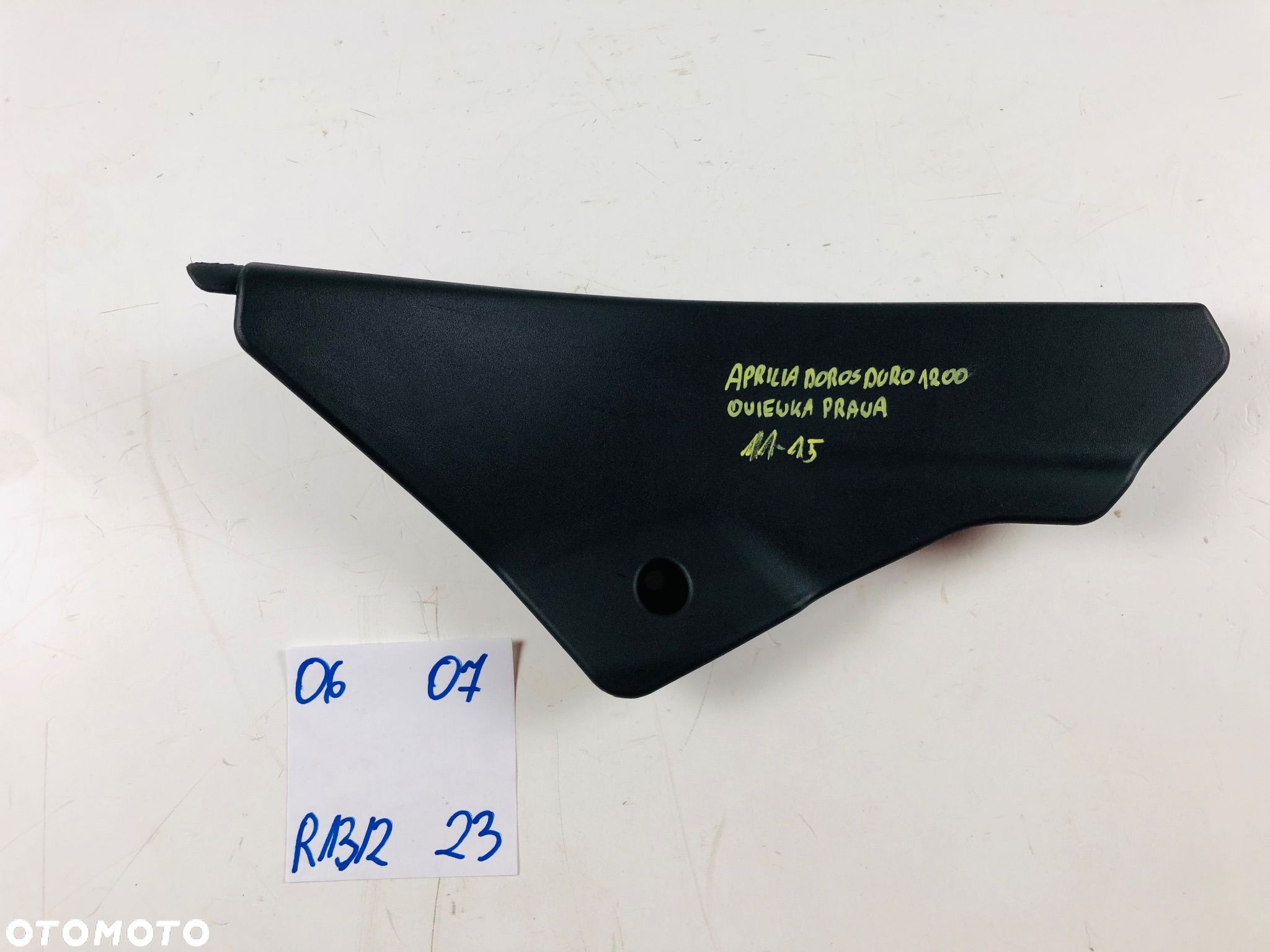 Aprilia Dorsoduro 1200 11-15 owiewka prawa - 1