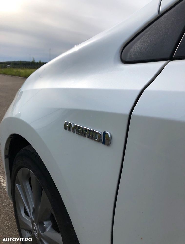 Toyota Auris 1.8 VVT-i Hybrid Automatik Touring Sports Executive - 16