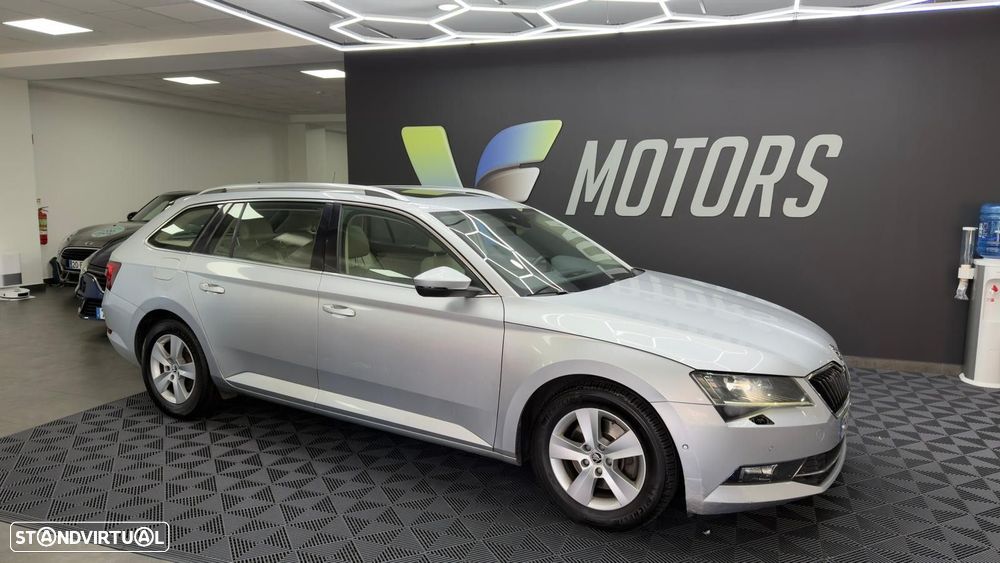 Skoda Superb Break 2.0 TDI Style DSG - 2