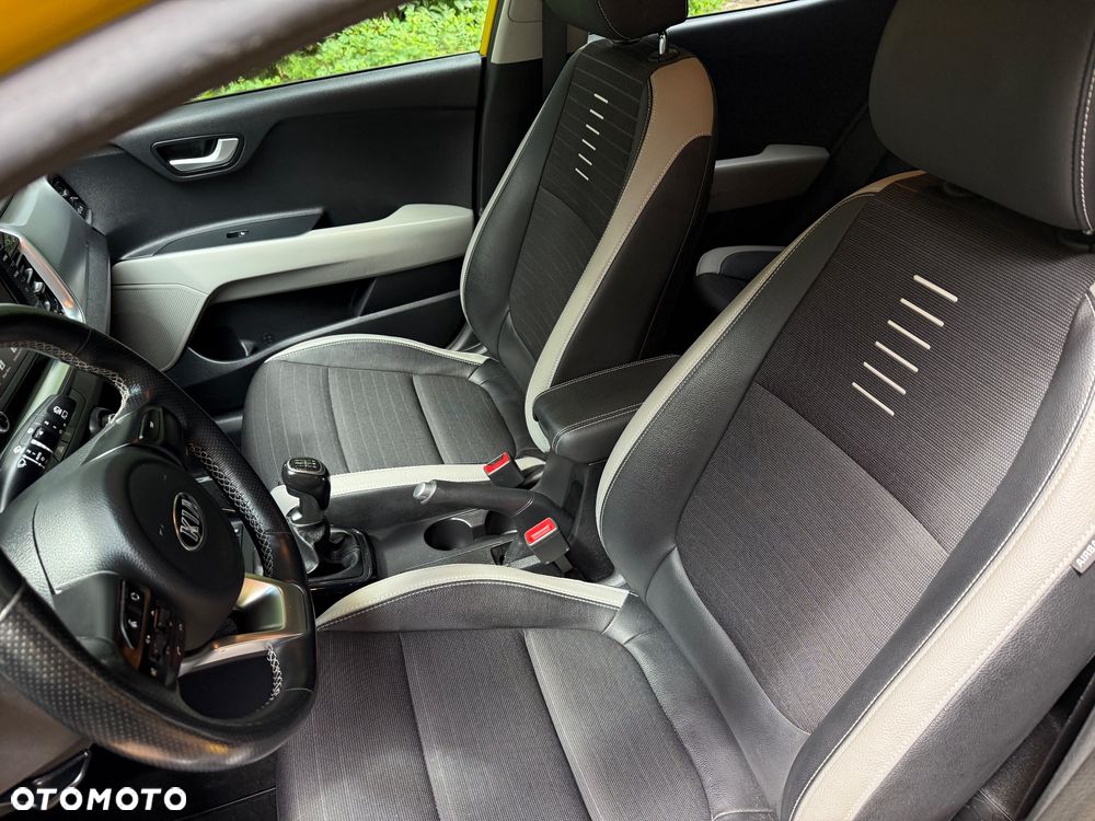 Kia Stonic 1.4 L - 17