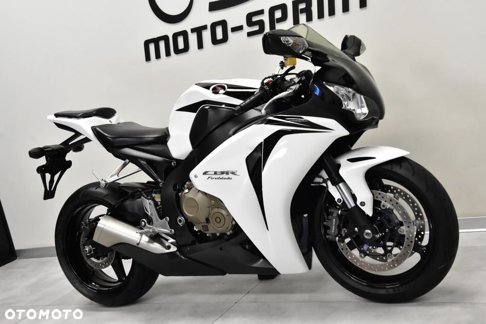Honda CBR - 6
