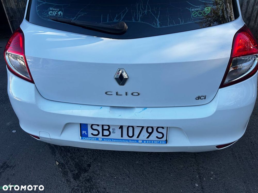 Renault Clio - 22