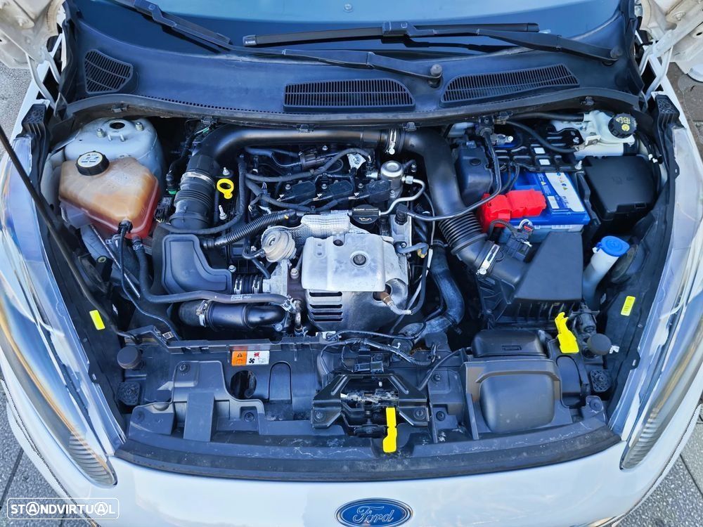 Ford Fiesta 1.0 T EcoBoost STLine - 25
