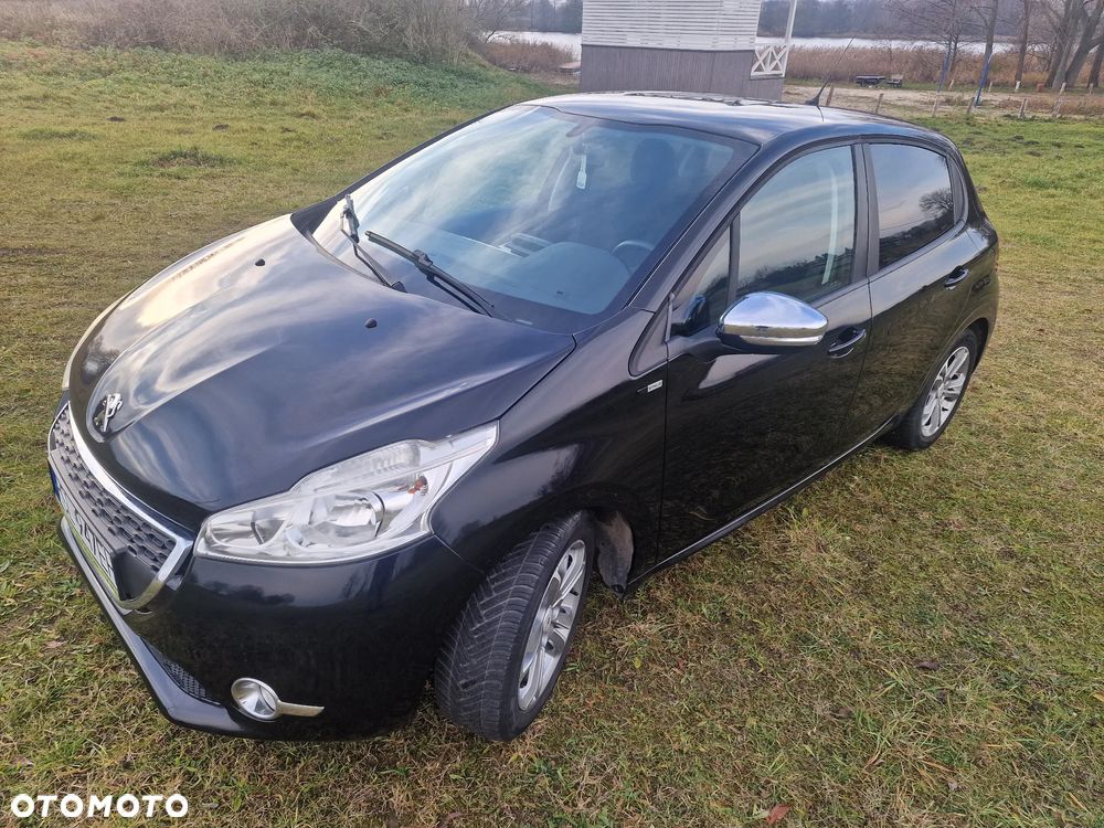 Peugeot 208 82 PureTech Style - 14