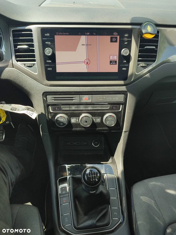 Volkswagen Golf Sportsvan SV 1.0 TSI Comfortline - 16