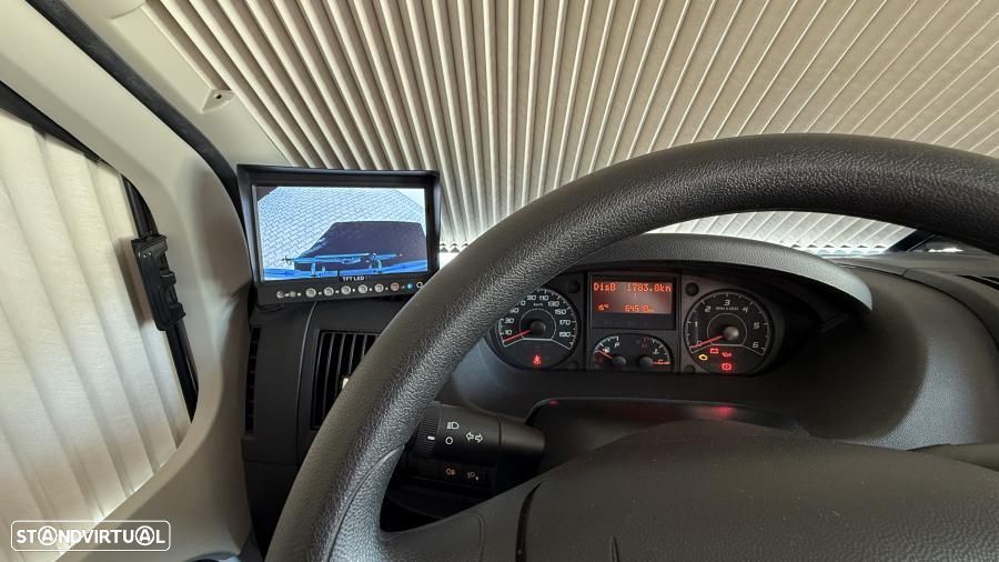 Bavaria T 746 Style c.central e basculante - 18