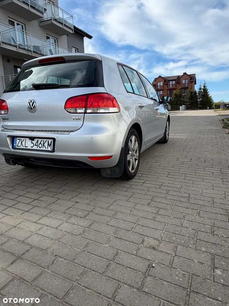 Volkswagen Golf 2.0 TDI Comfortline - 6