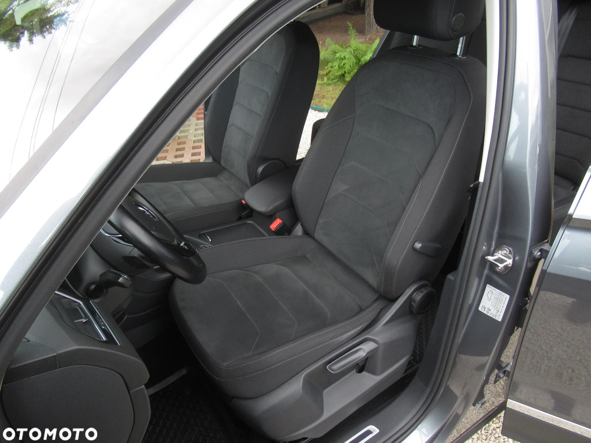 Volkswagen Tiguan Allspace 2.0 TSI 4Mot Highline DSG - 6