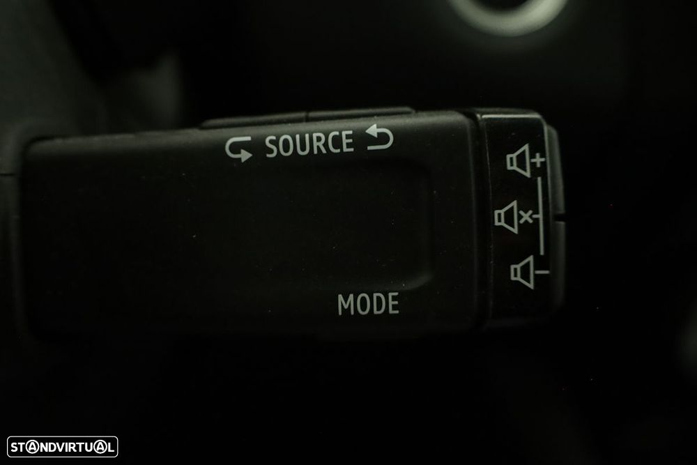 Renault Captur 1.0 TCe Techno Bi-Fuel - 19