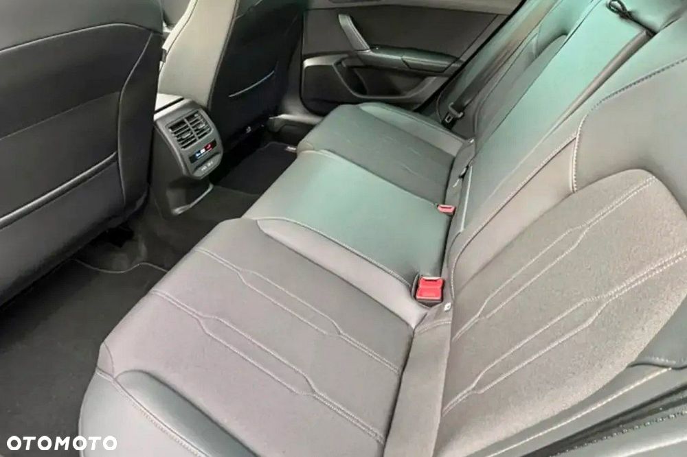 Cupra Leon 1.5 eTSI DSG - 12