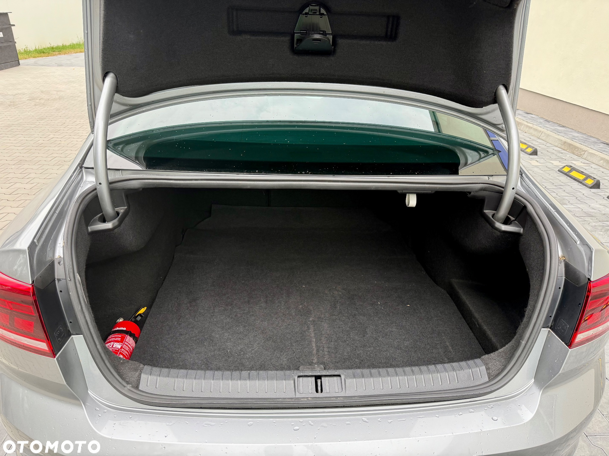 Volkswagen Passat 2.0 TDI EVO Business DSG - 24
