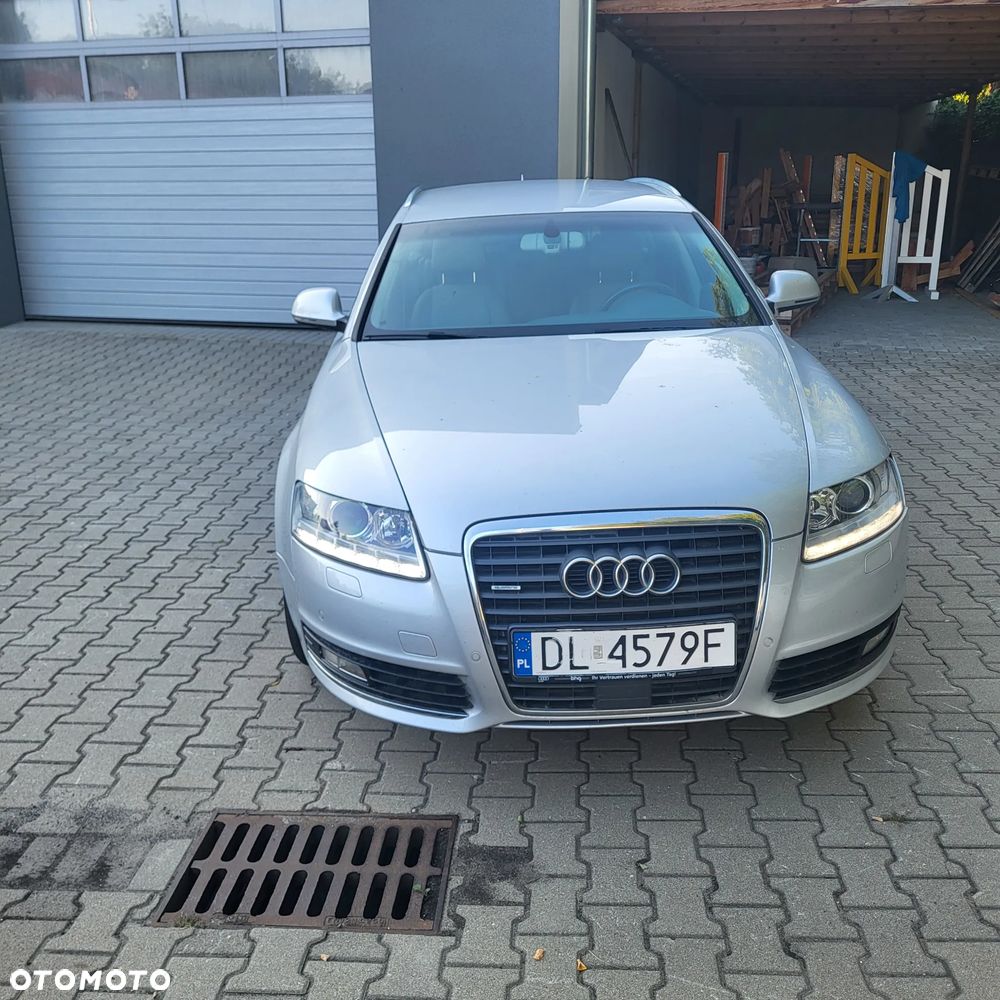 Audi A6 Avant - 1