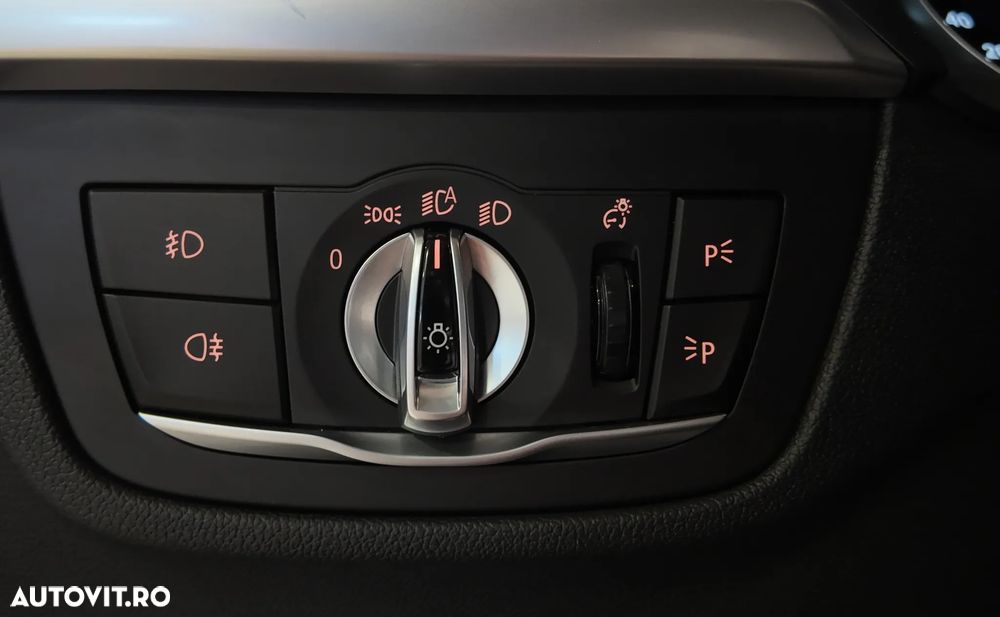 BMW X3 xDrive20i AT Advantage - 21