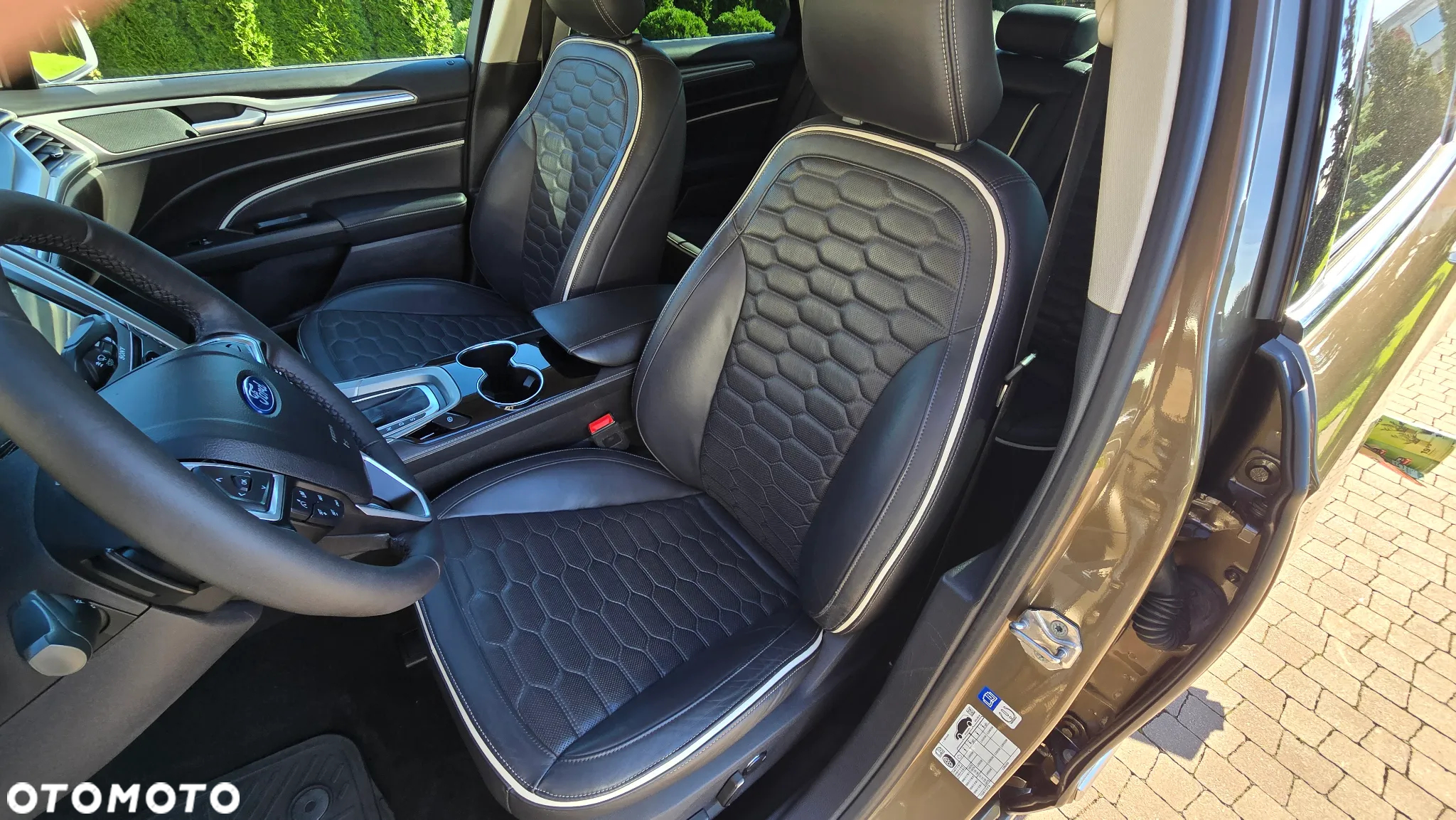 Ford Mondeo Vignale 2.0 EcoBoost - 33